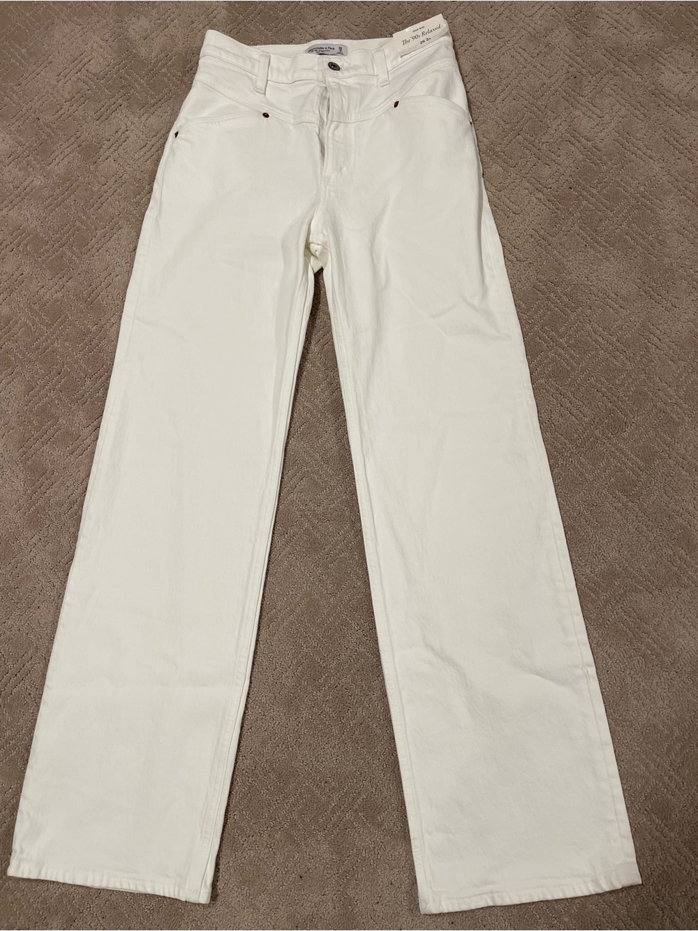 Abercrombie White Straight-Leg Jeans 90s relaxed fit